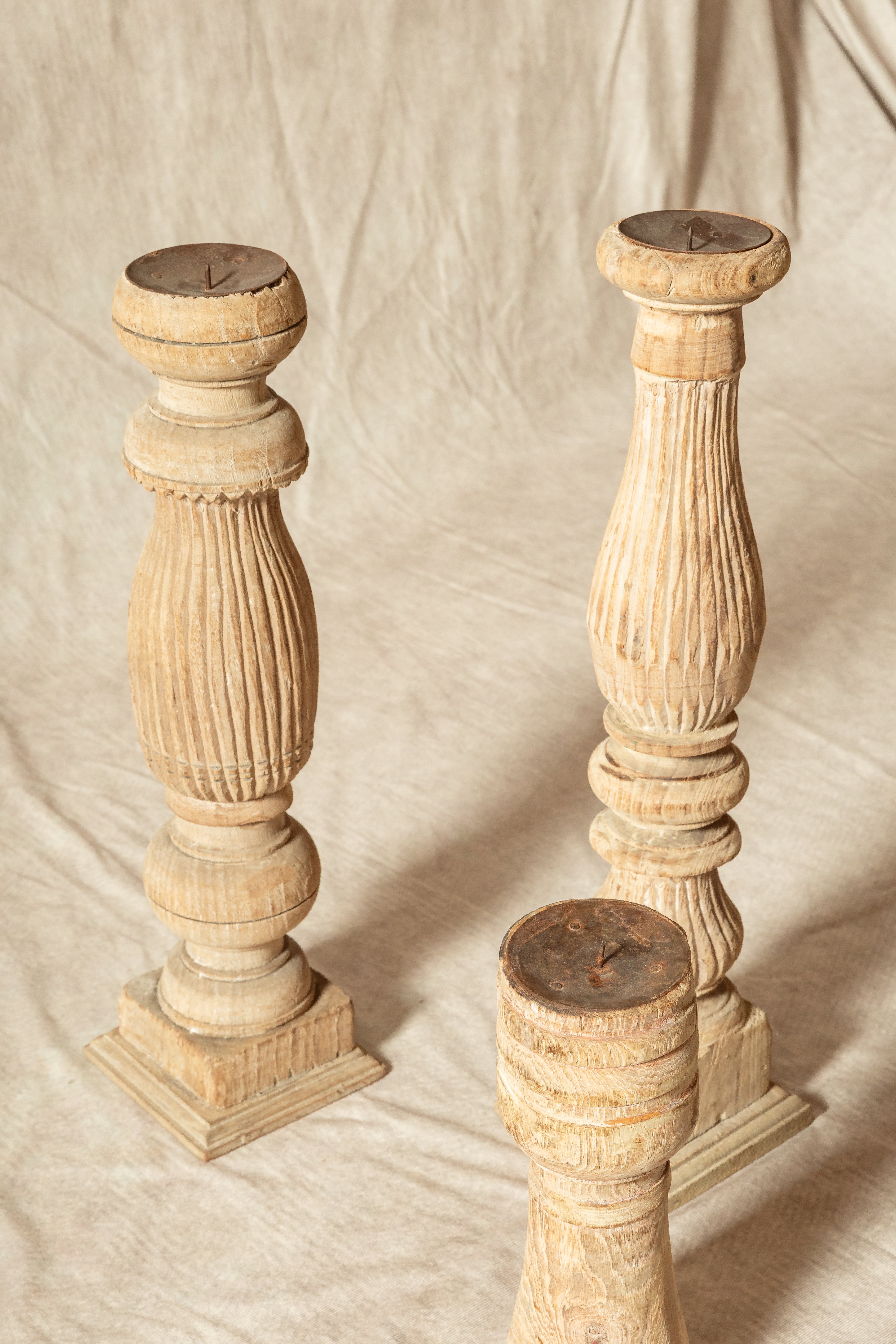 The Antique Wood Holder